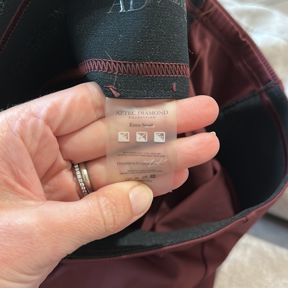 Aztec Diamond Icon Riding Legging Maroon - Picture 8 of 8